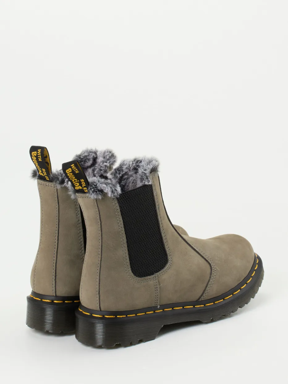 – Chelsea Boots aus Nubukleder*Dr. Martens Online