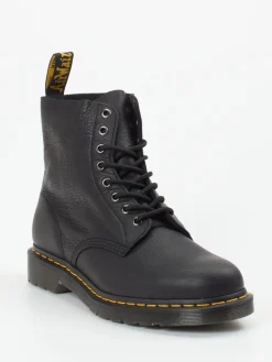 – Schnürstiefeletten aus Kalbleder*Dr. Martens Sale