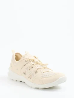 – Outdoor-Sneaker aus Mesh und Synthetik*Ecco Online