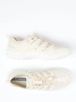 – Outdoor-Sneaker aus Mesh und Synthetik*Ecco Online