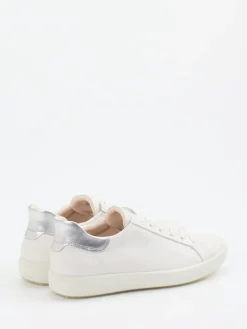 – Sneaker aus Kalbleder in Offwhite*Ecco New
