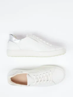 – Sneaker aus Kalbleder in Offwhite*Ecco New