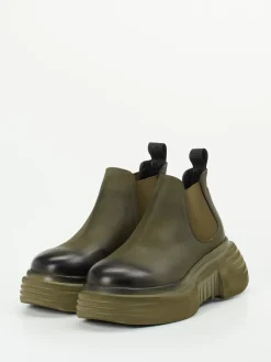 – Chelsea Boots aus Kalbleder oliv*Elena Iachi Hot