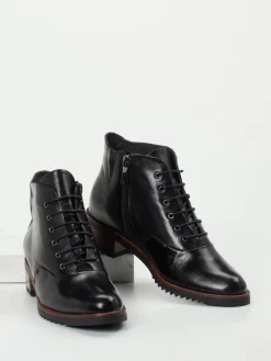 – Schnür-Boots aus Kalbleder*Everybody Clearance