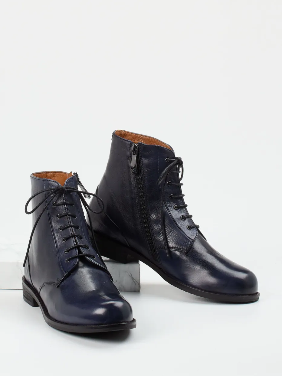 – Schnürstiefelette aus Kalbleder*Everybody Best