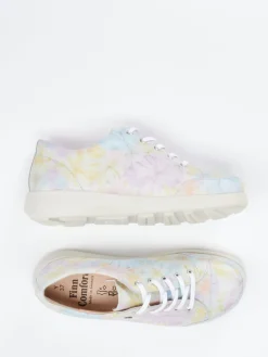 – Komfort-Sneaker aus Kalbleder Pastellprint*Finn Comfort Best