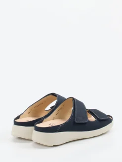 – Pantolette aus Nubukleder Dunkel*Finn Comfort Best