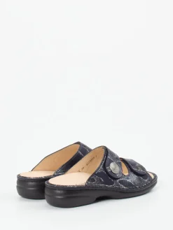 Damen Finn Comfort – Pantolette aus geprägtem Leder Dunkel