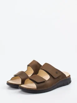 – Pantolette aus Nubukleder*Finn Comfort Hot