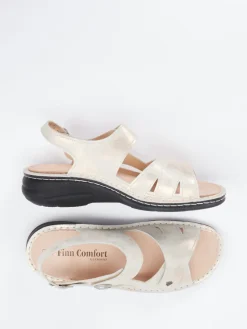 Damen Finn Comfort – Sandale aus Metallicleder champagner