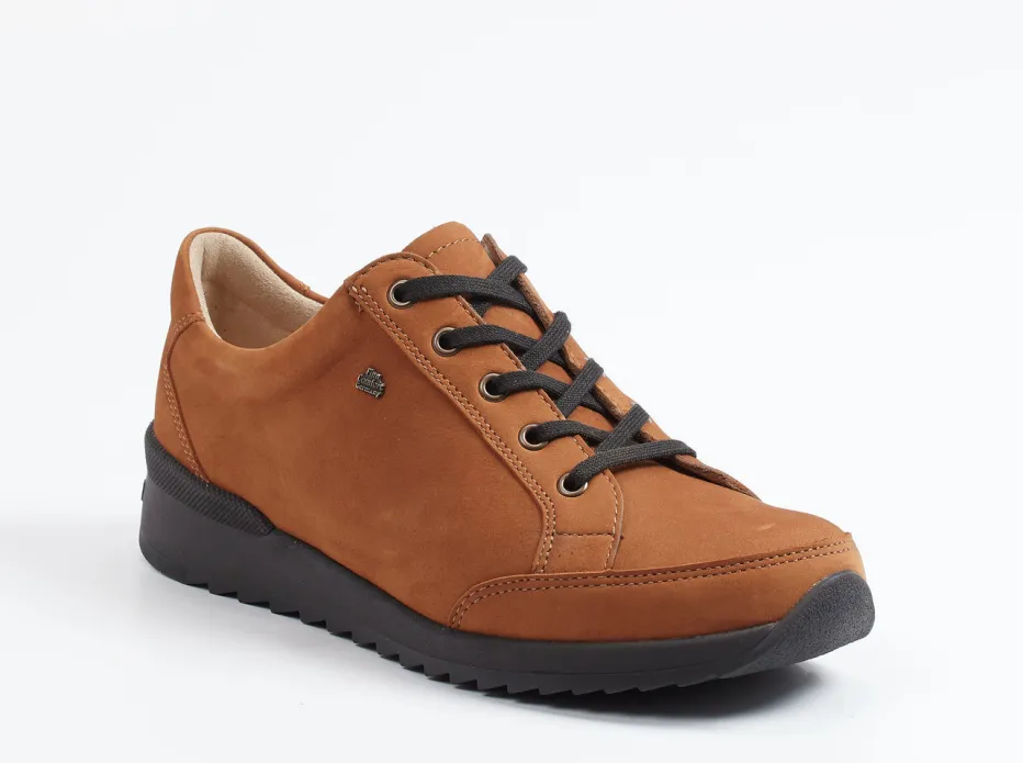 – Schnürschuhe aus Nubukleder cognac*Finn Comfort