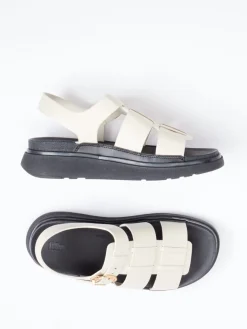 – Fisherman-Sandalen aus Lackleder*FitFlop Sale