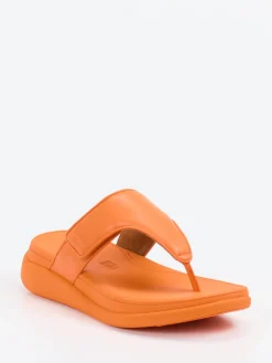 – Zehentrenner aus Kalbleder in*FitFlop Clearance