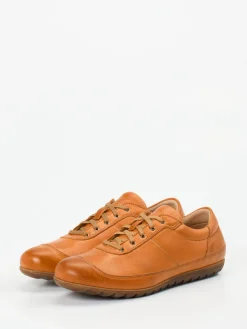 – Schnürschuh aus Kalbleder cognac*Franz Gustav New