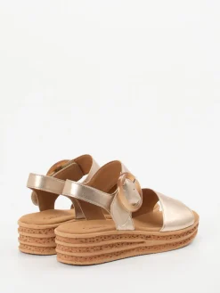 – Keilsandalette aus Metallicleder farben*Gabor Outlet