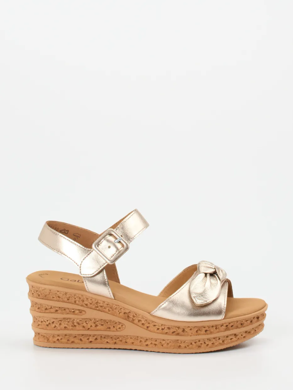 – Keilsandalette aus Metallicleder farben*Gabor Discount