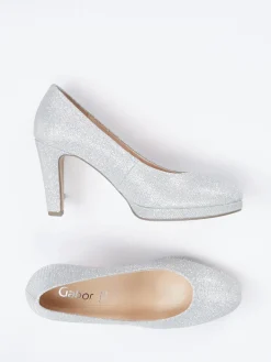 – Plateaupumps aus Metallicleder*Gabor Online