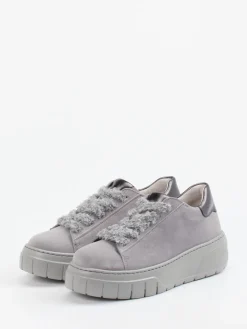 – Plateau-Sneaker aus Veloursleder*Gabor Best