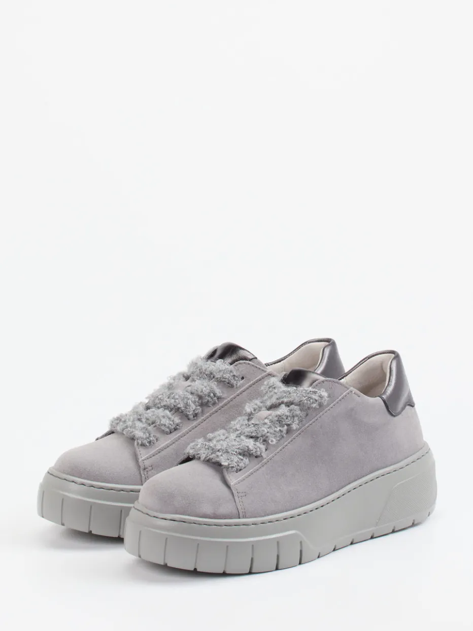 – Plateau-Sneaker aus Veloursleder*Gabor Best