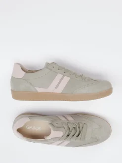 – Retro-Sneaker aus Veloursleder salbeigrau*Gabor New