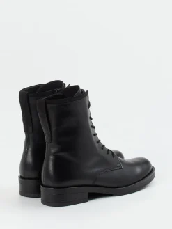 – Schnürstiefeletten aus Kalbleder*Gabor Online