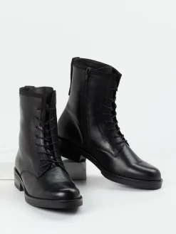 – Schnürstiefeletten aus Kalbleder*Gabor Online