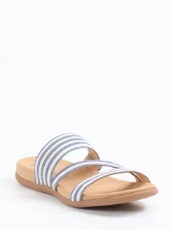 – Slides aus Textil mit Streifenmuster*Gabor Online