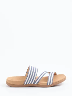 – Slides aus Textil mit Streifenmuster*Gabor Online