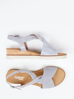 Damen Gabor Comfort – Keilsandaletten aus Metallicleder Lavendelgrau