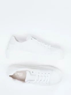 – Plateau-Sneaker aus Kalbleder*Gabor Comfort