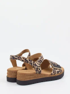 Damen Gabor Comfort – Sandale aus geprägtem Leder mit Leoprint