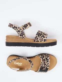 Damen Gabor Comfort – Sandale aus geprägtem Leder mit Leoprint