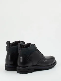 – Schnürboots aus Kalbleder*Galizio Torresi