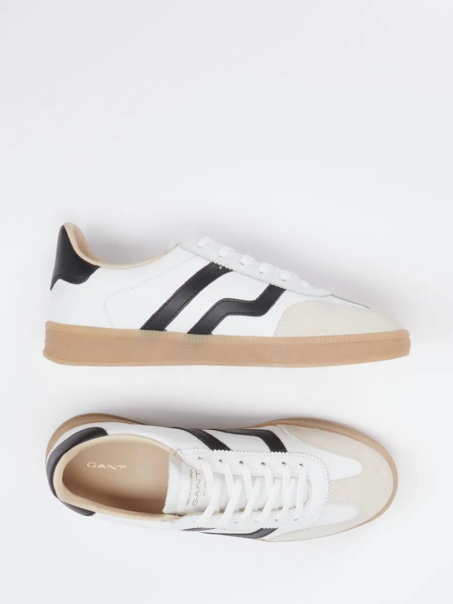 – Sneaker aus Veloursleder und Leder*Gant New