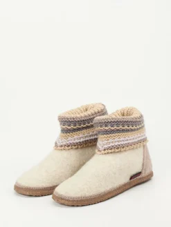 – Hüttenschuhe aus Wolle*Giesswein Discount
