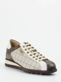 – Sneaker aus geprägtem Leder mit Karomuster*Harris Hot