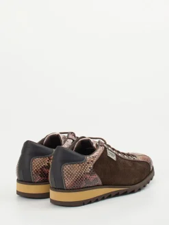 – Sneaker aus geprägtem Leder in*Harris New