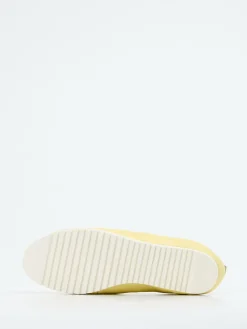 – Sneaker aus Lammleder in Pastell*Hassia