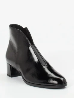 – Stiefelette aus Lackleder*Hassia Best