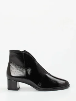 – Stiefelette aus Lackleder*Hassia Best