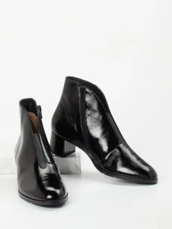 – Stiefelette aus Lackleder*Hassia Best