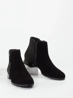 – Stiefeletten aus Veloursleder*Hassia