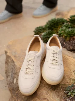 – Sneaker aus Veloursleder in*Henderson