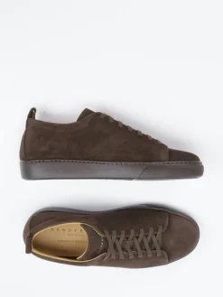 – Sneaker aus Veloursleder schokoladen*Henderson