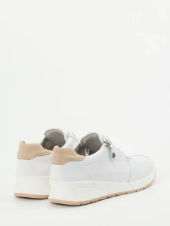 – Komfort-Sneaker aus Stretchleder*Hickersberger Hot