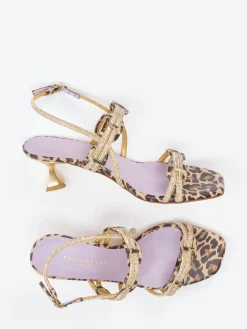 – Abendsandalette aus geprägtem Leder goldfarben*Konstantin Starke