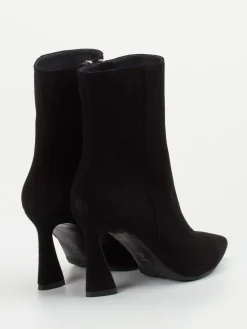 – Ankle Boots aus Veloursleder*Konstantin Starke Hot