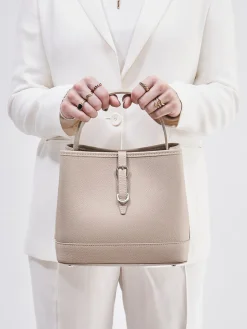 Damen Konstantin Starke – Bucket Bag aus Kalbleder Beigegrau