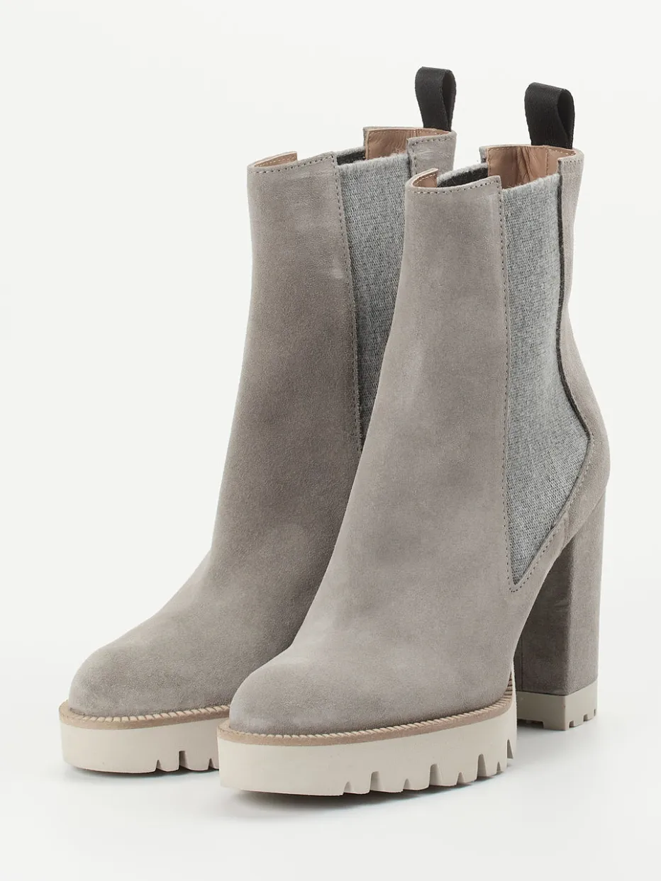 – Chelsea Boots aus Veloursleder*Konstantin Starke Best