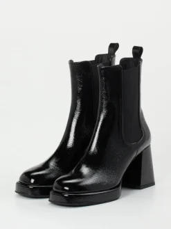 – Chelsea Boots aus Lackleder*Konstantin Starke Sale